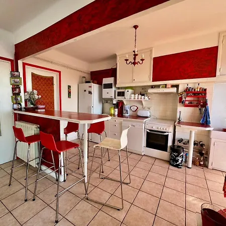 Appartement Large With Sea And Port View Sète