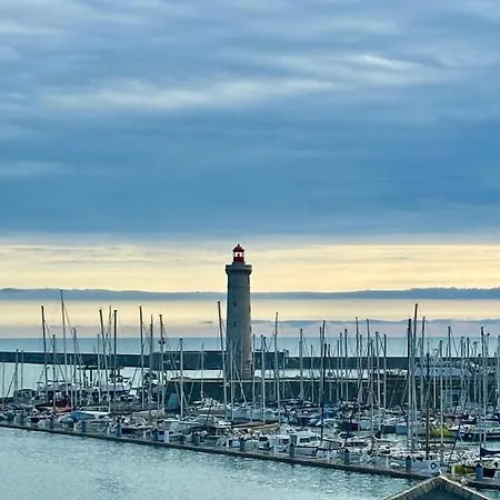 Large With Sea And Port View Apartament