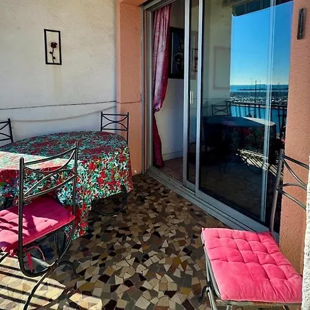Apartament Large With Sea And Port View *