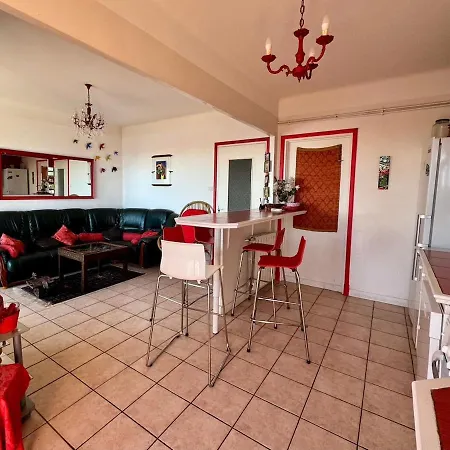 Large With Sea And Port View Apartament